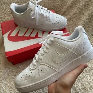 Nike Court Vision Low